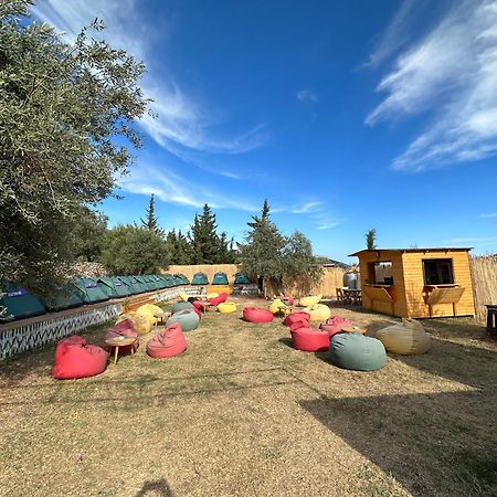 Alt Camping Hotell Dhërmi Exteriör bild